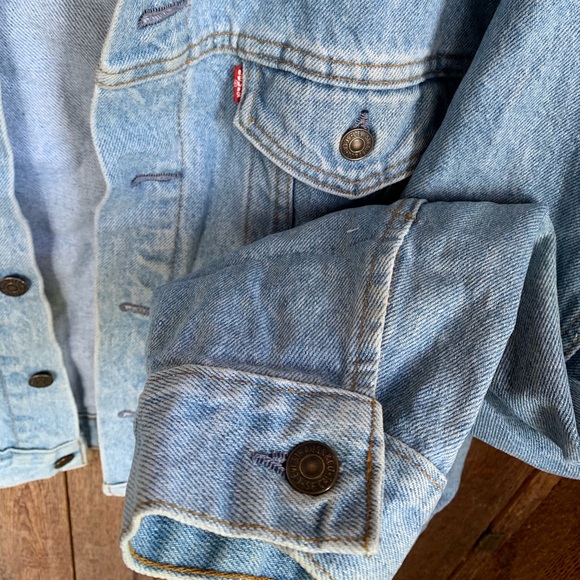 Levi’s-Vintage Jean Jacket - Picture 2 of 9